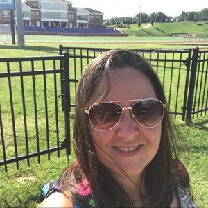 Meet your Posher, Clara